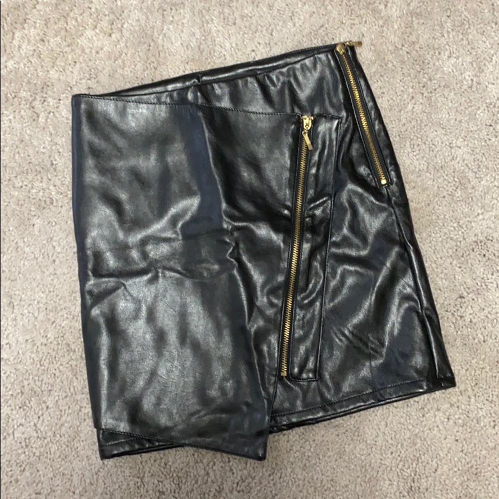 NWT Girls size 10 faux leather mini skirt